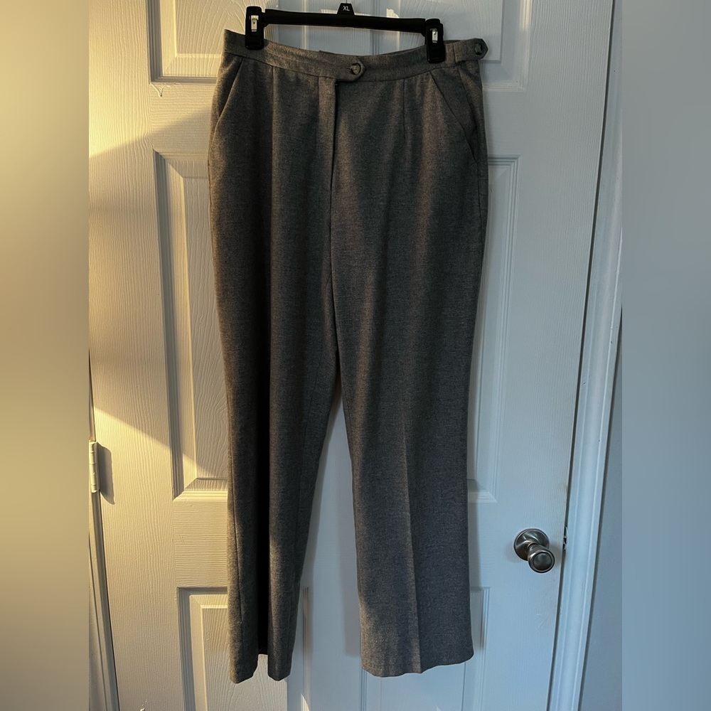Gray Textured Pant with Straight Leg